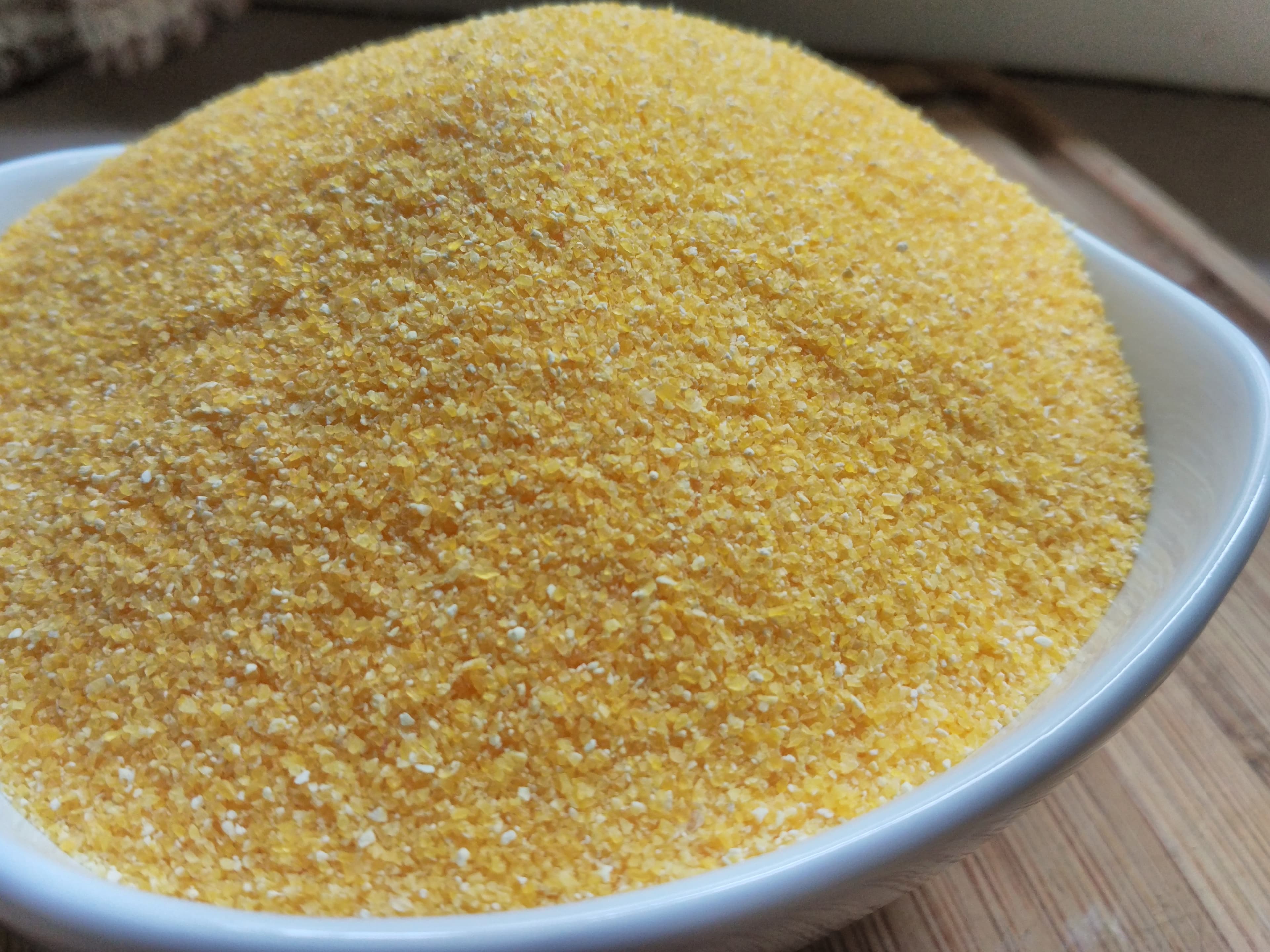 Cornmeal, white, self-rising, bolted, with wheat flour added, enriched