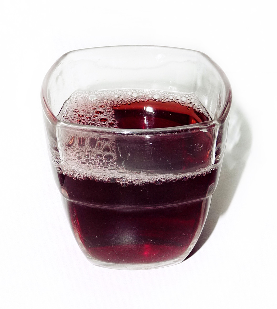 Grape juice, canned or bottled, without added vitamin C