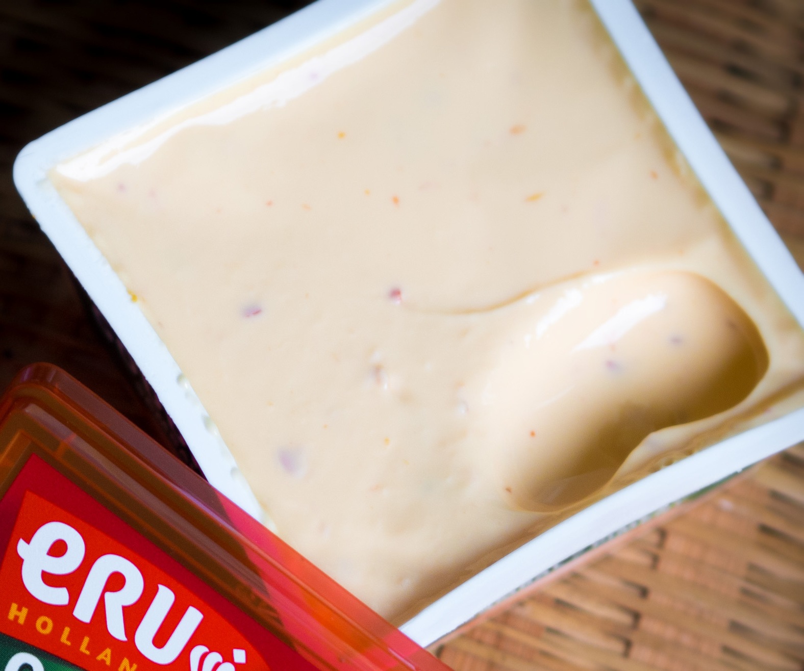 Cheese spread, cream cheese base