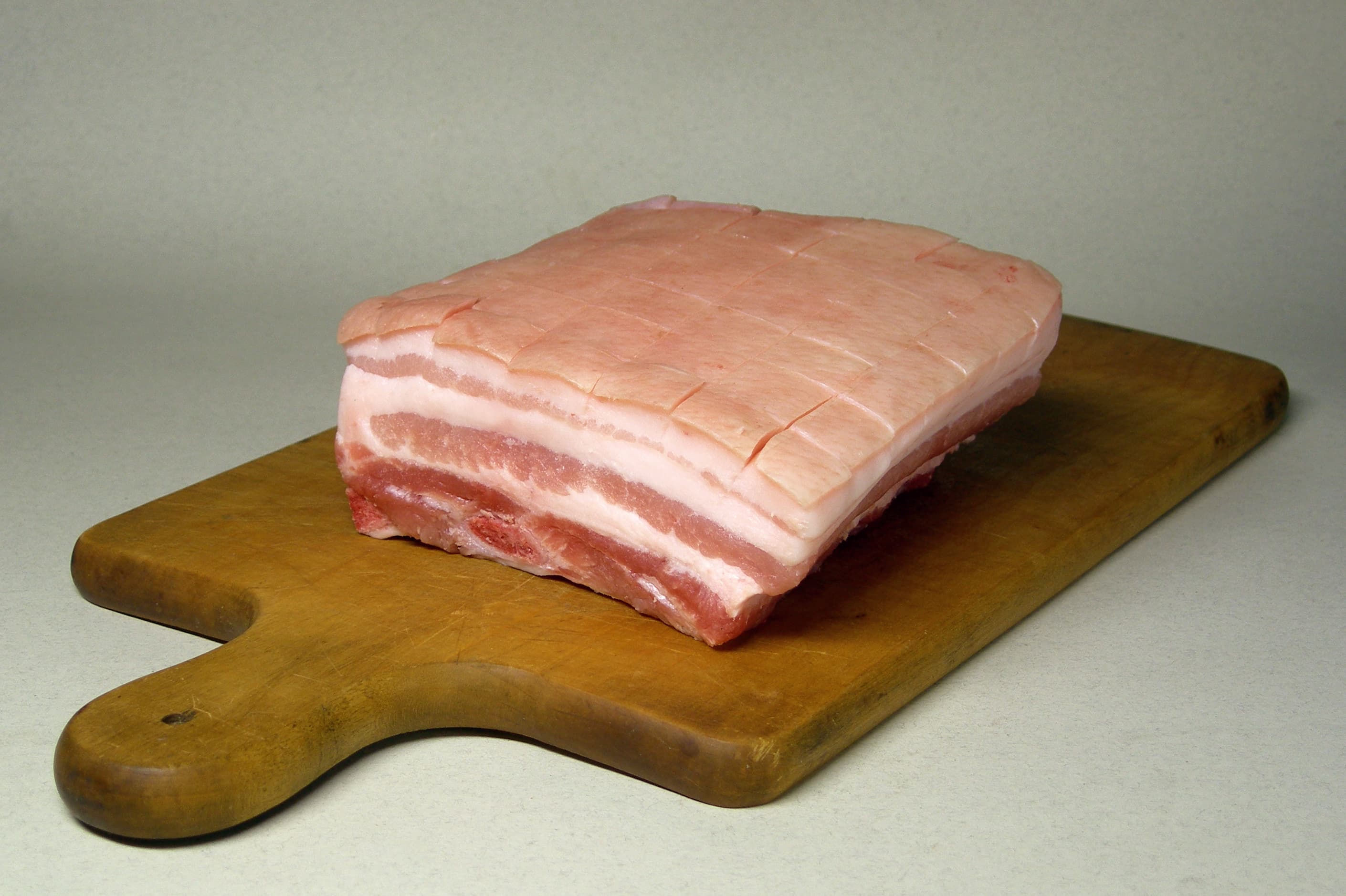 Pork, loin, whole, lean and fat, raw