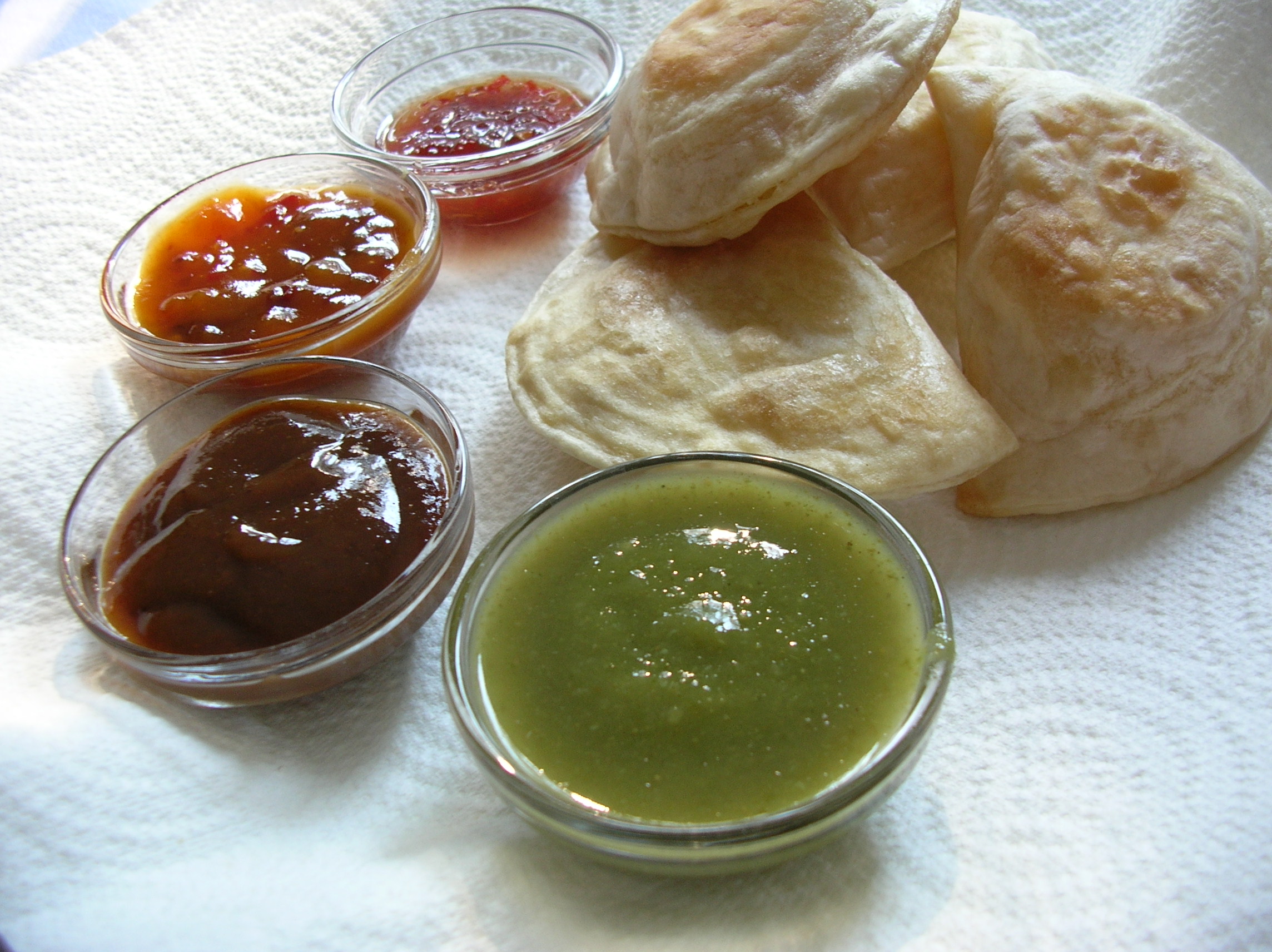 Sauce, ready-to-serve, pepper or hot