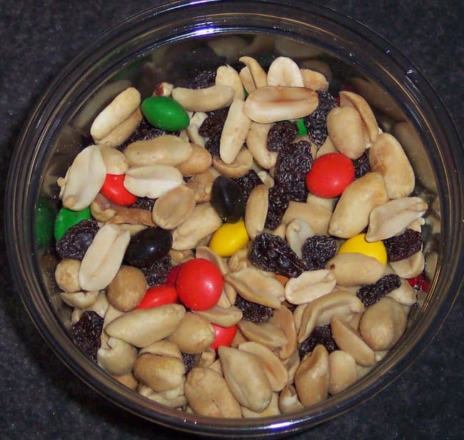 Snacks, corn-based, extruded, cones, plain